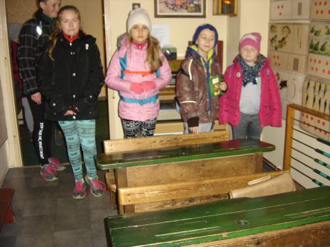 Kudowa-Zdr�j - Muzeum Zabawek s049 - PTTK Strzelin