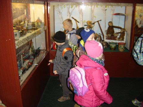 Kudowa-Zdr�j - Muzeum Zabawek s050 - PTTK Strzelin