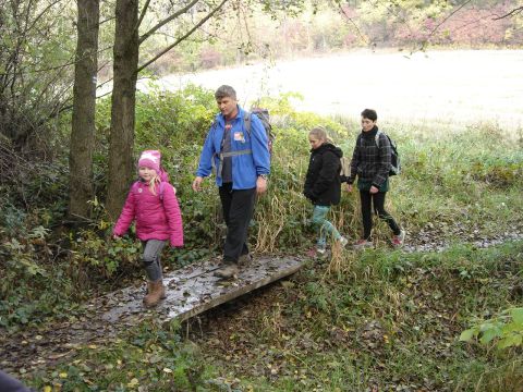 W drodze do �r�d�a Marii s082 - PTTK Strzelin