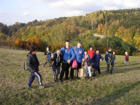 Wzg�rza Lewi�skie - w drodze do Lewina s123 - PTTK Strzelin