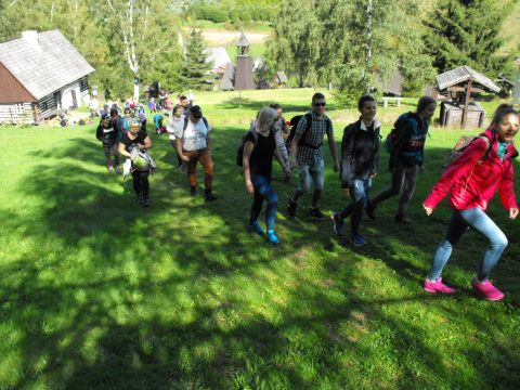 XXI Rajd 'G�ry Sto�owe' - Skansen w Pstr��nej s025 - PTTK Strzelin