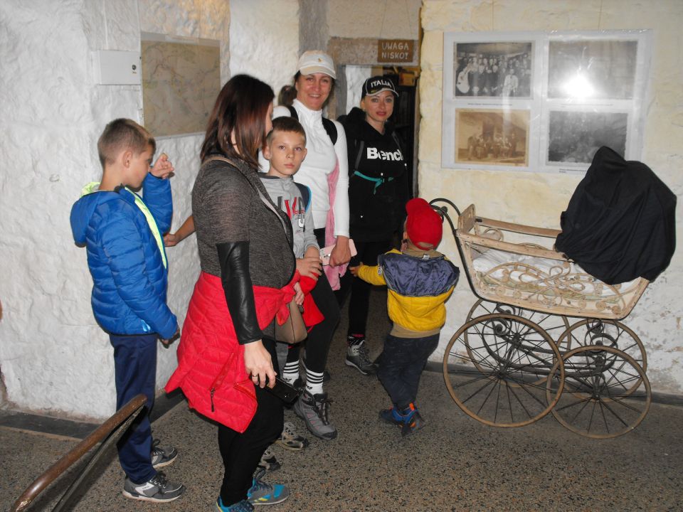 XXI Rajd 'G�ry Sto�owe' - Skansen w Pstr��nej d051 - PTTK Strzelin