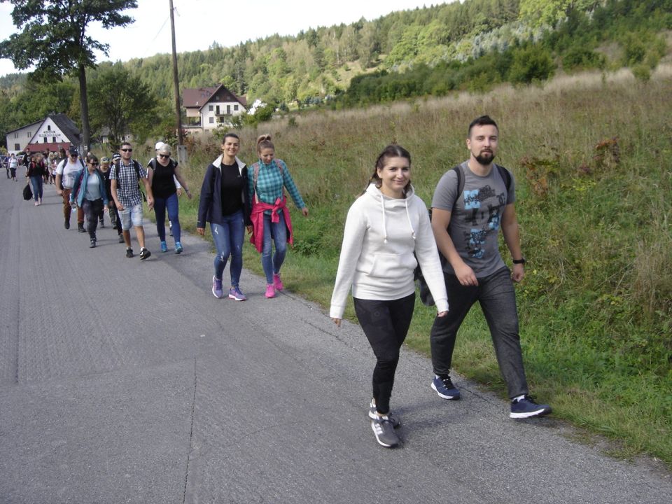 Start rajdu w Pstr��nej d056 - PTTK Strzelin