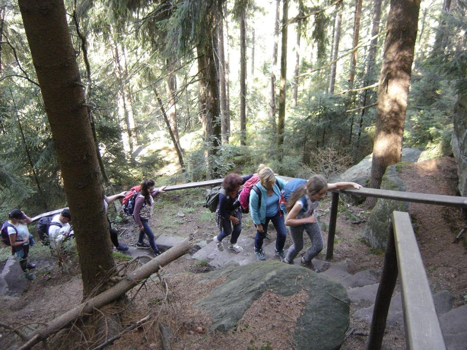 W drodze na B��dne Ska�y d083 - PTTK Strzelin