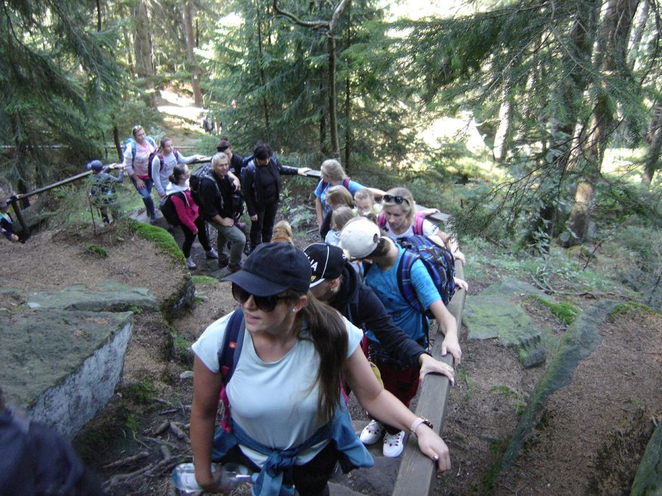 W drodze na B��dne Ska�y d087 - PTTK Strzelin