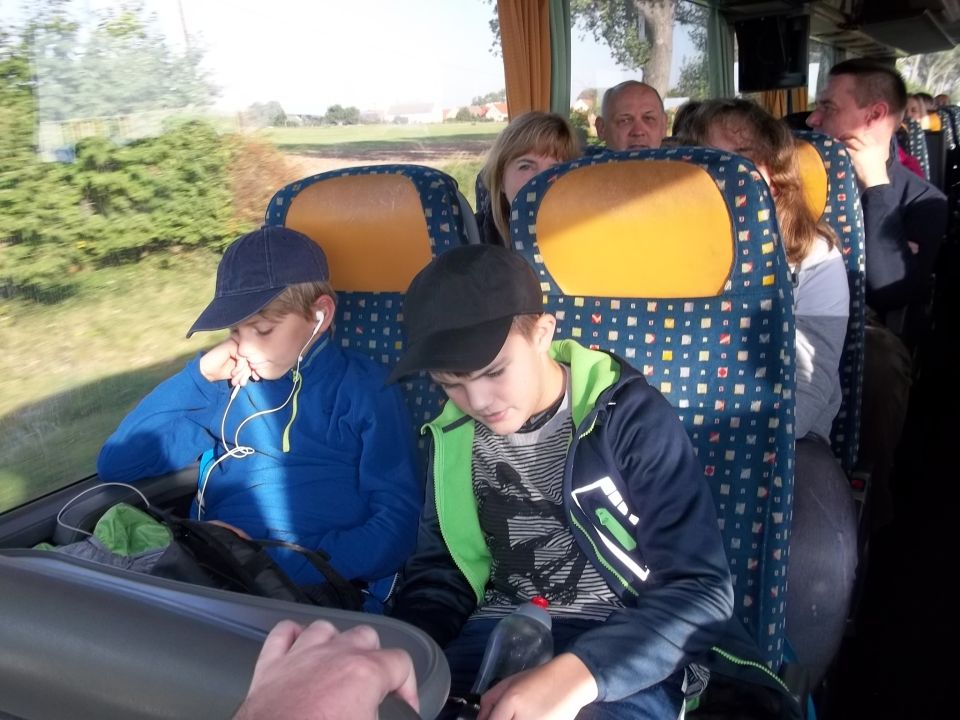 Wycieczka w Góry Stołowe s002 - PTTK Strzelin