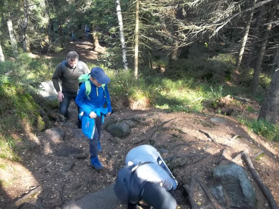 Wycieczka w Góry Stołowe s002 - PTTK Strzelin