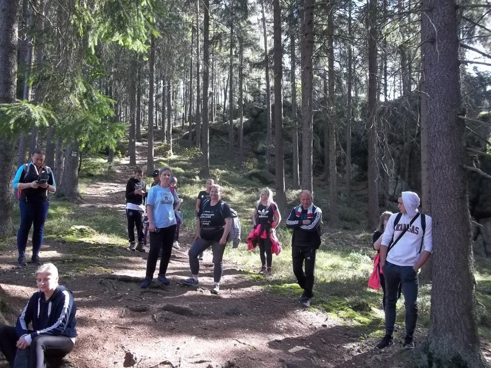 Wycieczka w Góry Stołowe s002 - PTTK Strzelin