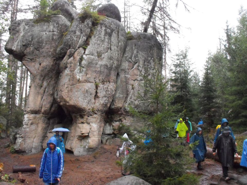 Wycieczka w Góry Stołowe s003 - PTTK Strzelin