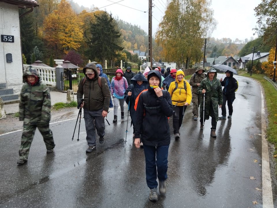 Wycieczka w Góry Stołowe s003 - PTTK Strzelin