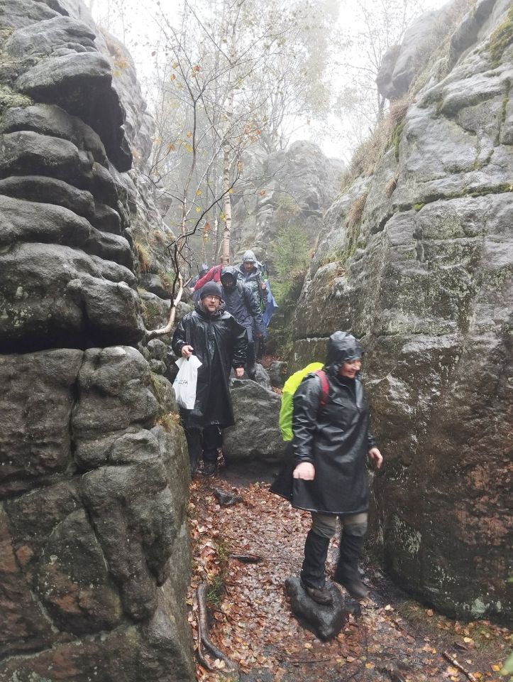 Wycieczka w Góry Stołowe s003 - PTTK Strzelin