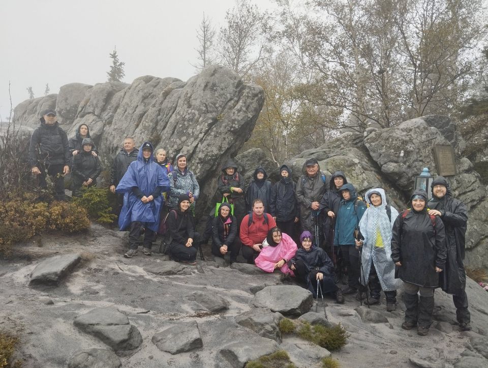 Wycieczka w Góry Stołowe s003 - PTTK Strzelin