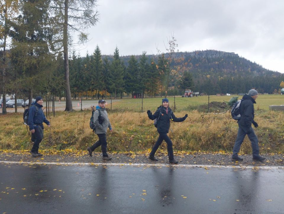 Wycieczka w Góry Stołowe s003 - PTTK Strzelin