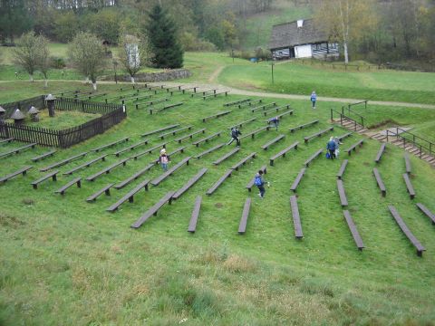 XVI Rajd 'G�ry Sto�owe' - skansen w Pstr��nej s069 - PTTK Strzelin