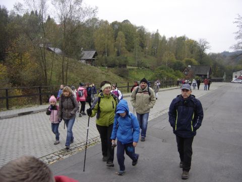 XVI Rajd 'G�ry Sto�owe' - w Pstr��nej s077 - PTTK Strzelin