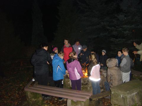 XVI Rajd 'G�ry Sto�owe' - ognisko w Radkowie s005 - PTTK Strzelin