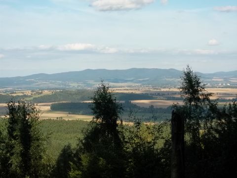 Widok z Orlika w stron� G�r Bardzkich i G�r Sowich s036 - PTTK Strzelin