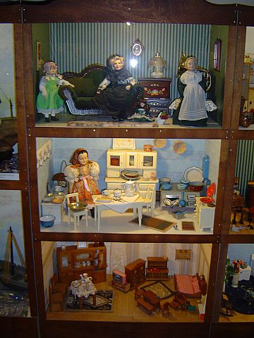 Muzeum Zabawek 'Bajka' - Kudowa-Zdr�j s033 - PTTK Strzelin