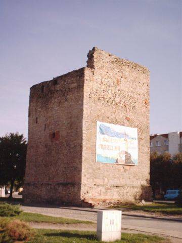 Strzelin - ruiny wiey ratuszowej s025 - PTTK Strzelin
