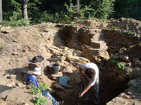 Gromnik - archeolodzy pryz pracy s054 - PTTK Strzelin