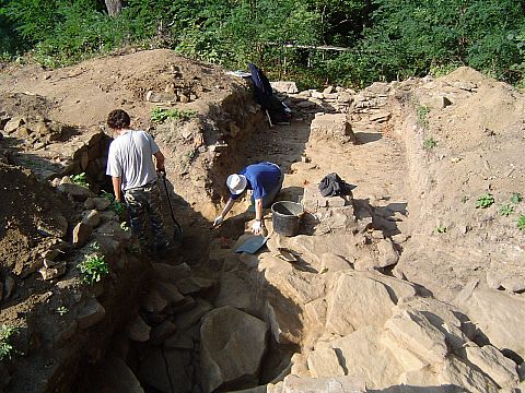 Gromnik - archeolodzy pryz pracy s055 - PTTK Strzelin