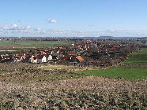 Ksiginice Wielkie - widok z Wzgrz Dbowych s025 - PTTK Strzelin