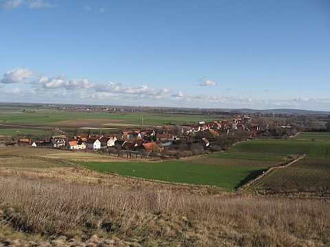 Ksiginice Wielkie - widok z Wzgrz Dbowych s026 - PTTK Strzelin