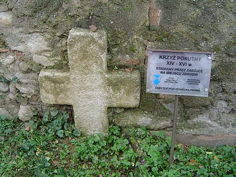 Nowolesie - krzy pokutny