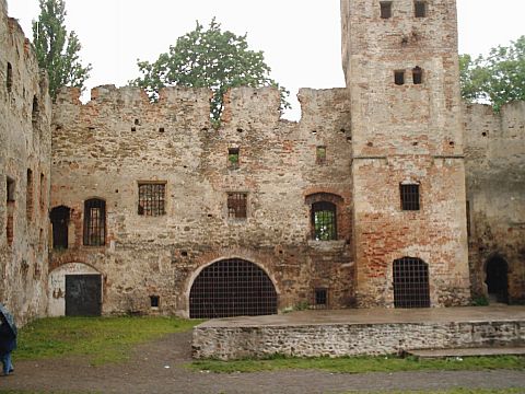 Zbkowice lskie - zamek Frankensteina s003 - PTTK Strzelin