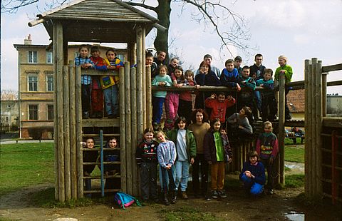 �ar�w - plac zabaw s011 - PTTK Strzelin