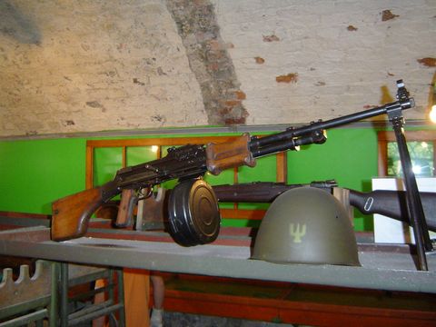 Muzeum Broni - �widnica s073 - PTTK Strzelin