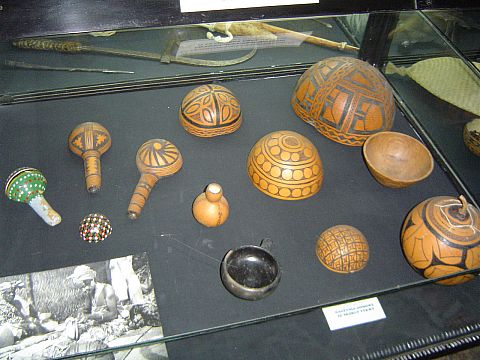 �wi�ty Krzy� - Muzeum Misyjne