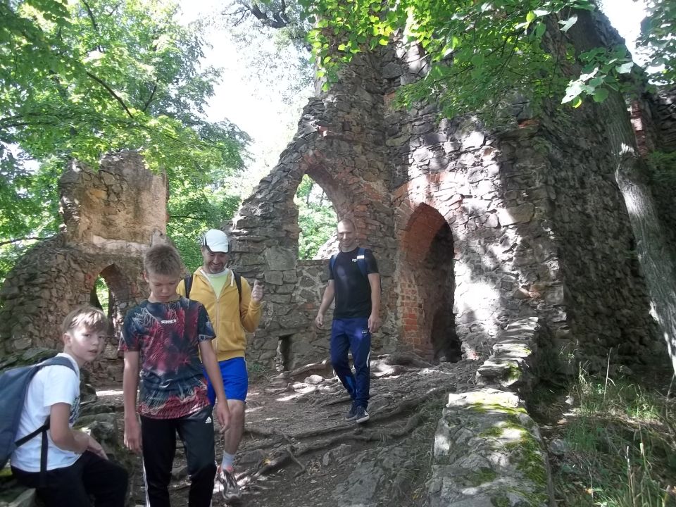 Wycieczka - Pogórze Wałbrzyskie s002 - PTTK Strzelin