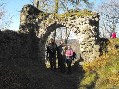 Wycieczka w Góry Wałbrzyskie s15 - PTTK Strzelin