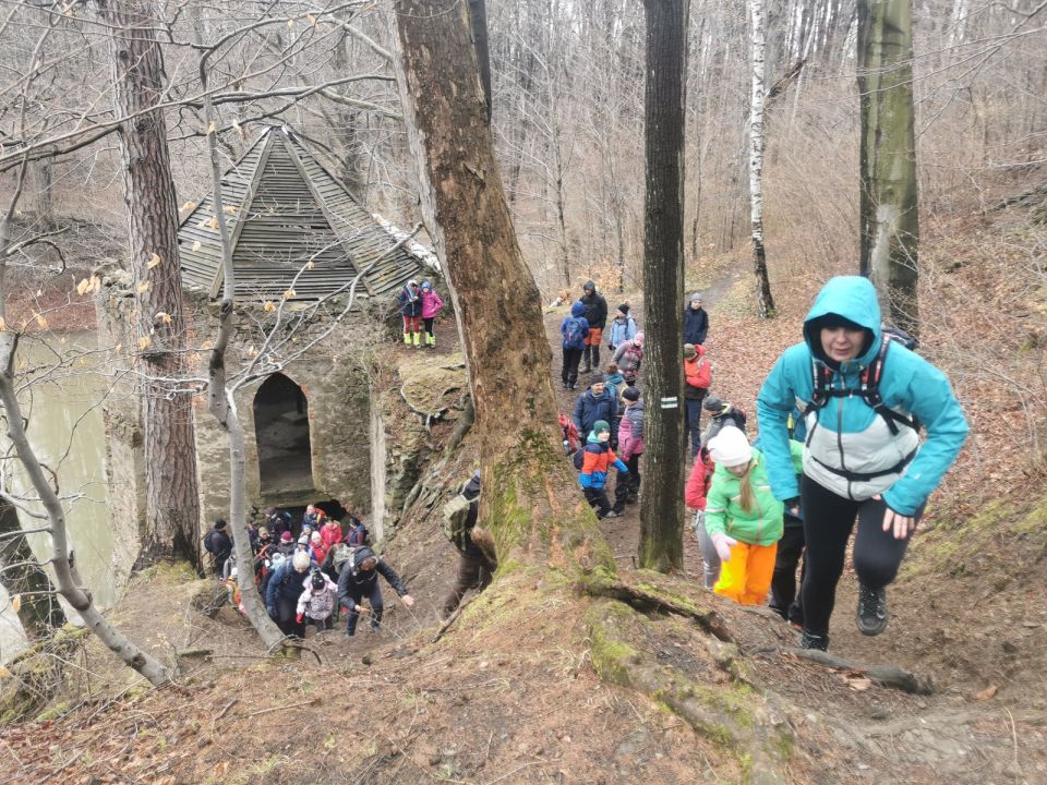 Wycieczka po Pogórzu Wałbrzyskim s002 - PTTK Strzelin