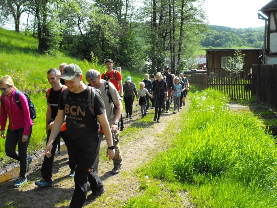 Wycieczka w Góry Wałbrzyskie s002 - PTTK Strzelin