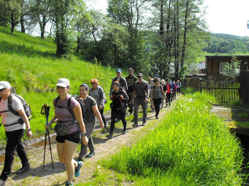 Wycieczka w Góry Wałbrzyskie s002 - PTTK Strzelin