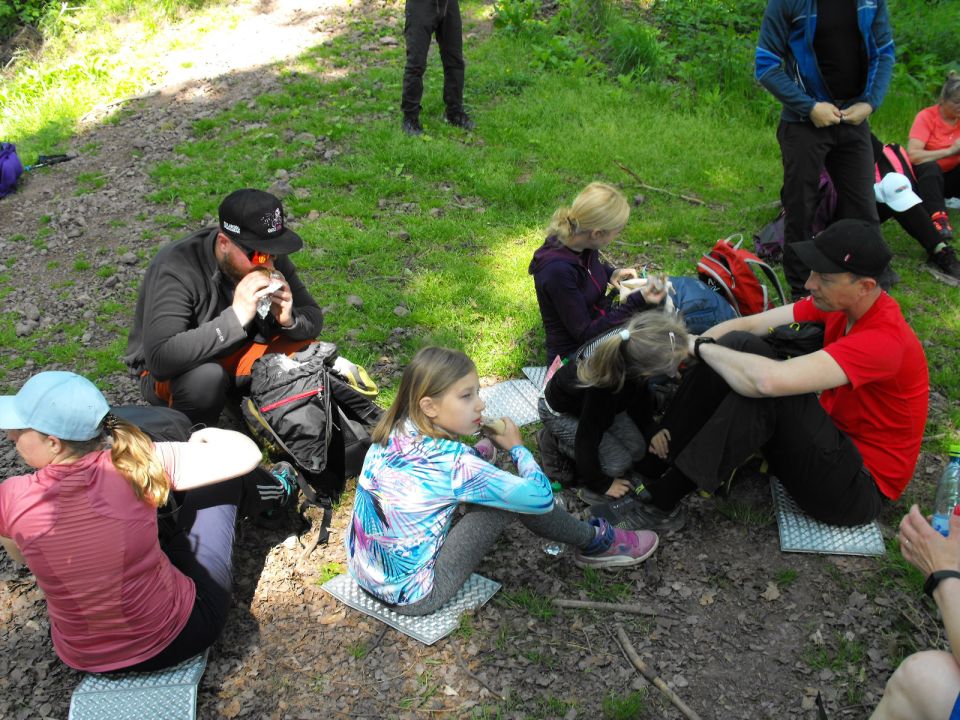 Wycieczka w Góry Wałbrzyskie s002 - PTTK Strzelin