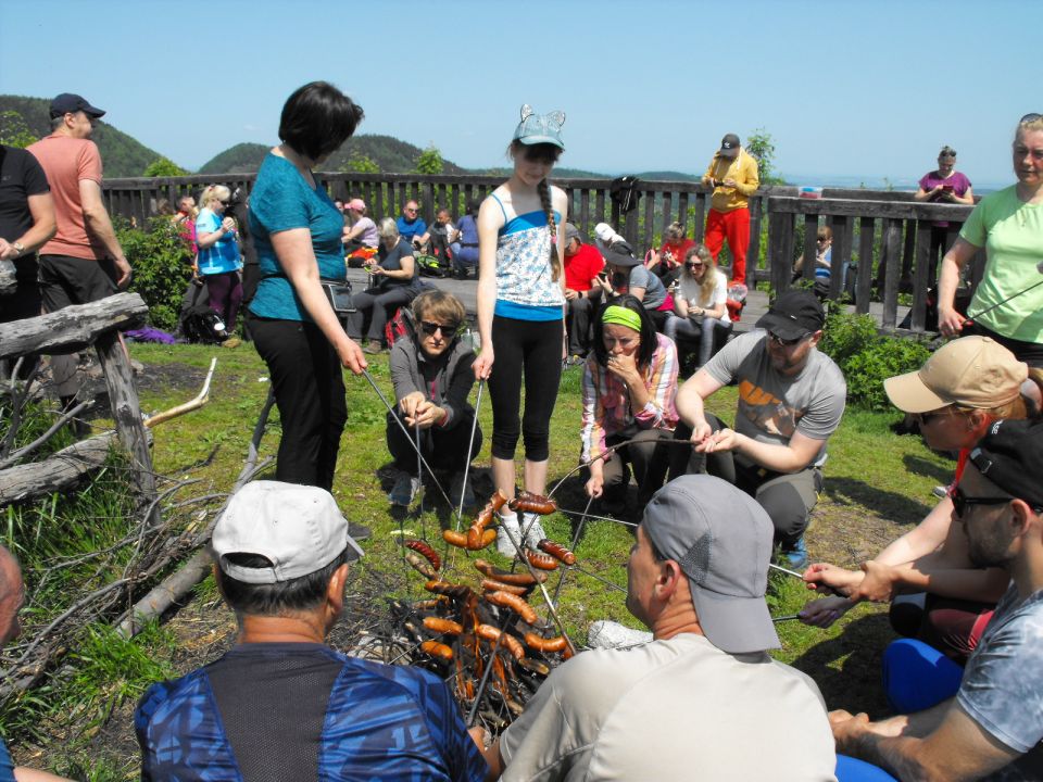 Wycieczka w Góry Wałbrzyskie s002 - PTTK Strzelin