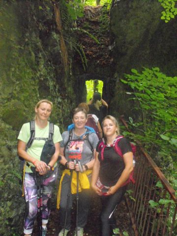 Wycieczka po Pogórzu Wałbrzyskim s60 - PTTK Strzelin