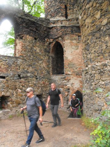 Wycieczka po Pogórzu Wałbrzyskim s85 - PTTK Strzelin