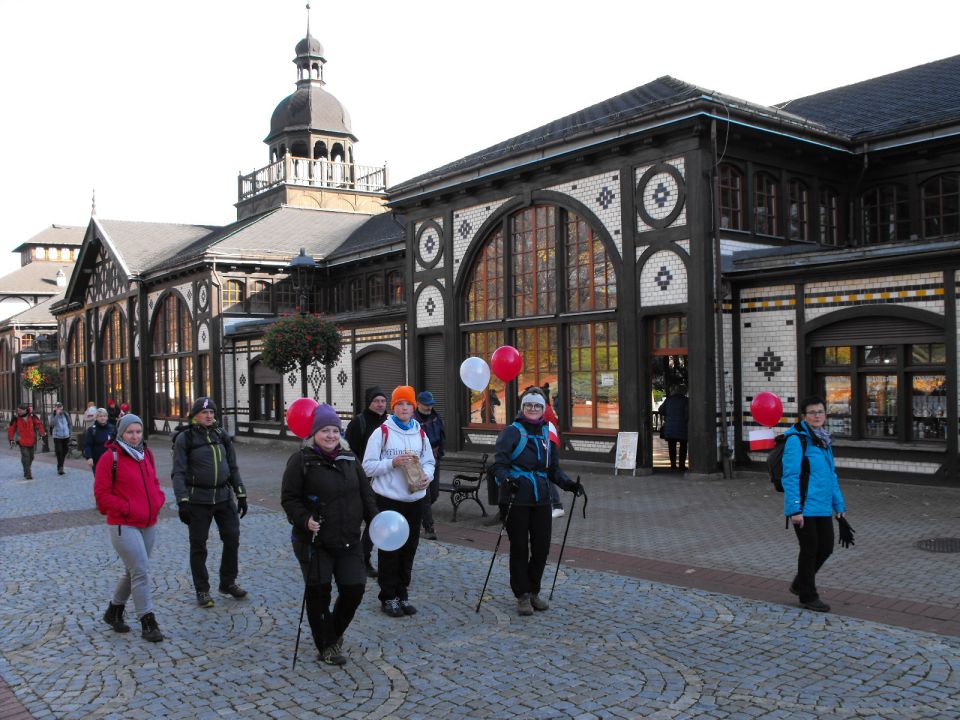 Wycieczka po Górach Wałbrzyskich s002 - PTTK Strzelin