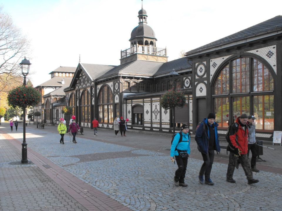 Wycieczka po Górach Wałbrzyskich s002 - PTTK Strzelin