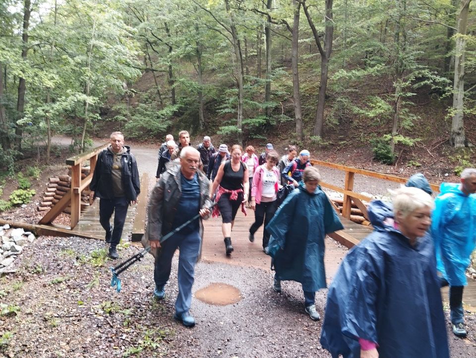 Wycieczka po Górach Wałbrzyskich s002 - PTTK Strzelin