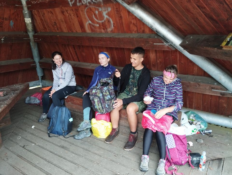 Wycieczka po Górach Wałbrzyskich s002 - PTTK Strzelin