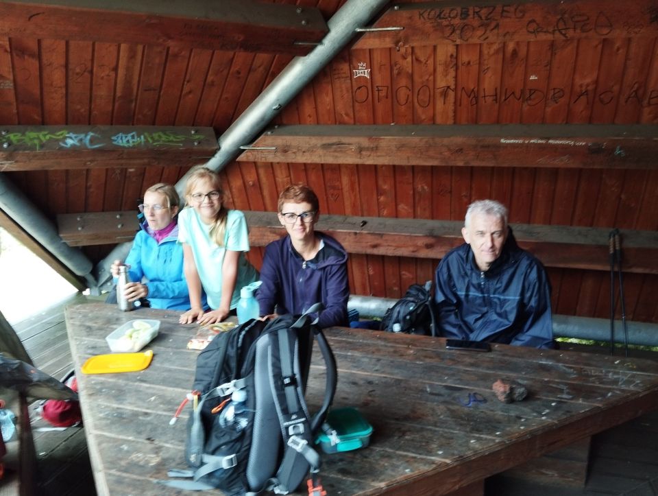 Wycieczka po Górach Wałbrzyskich s002 - PTTK Strzelin