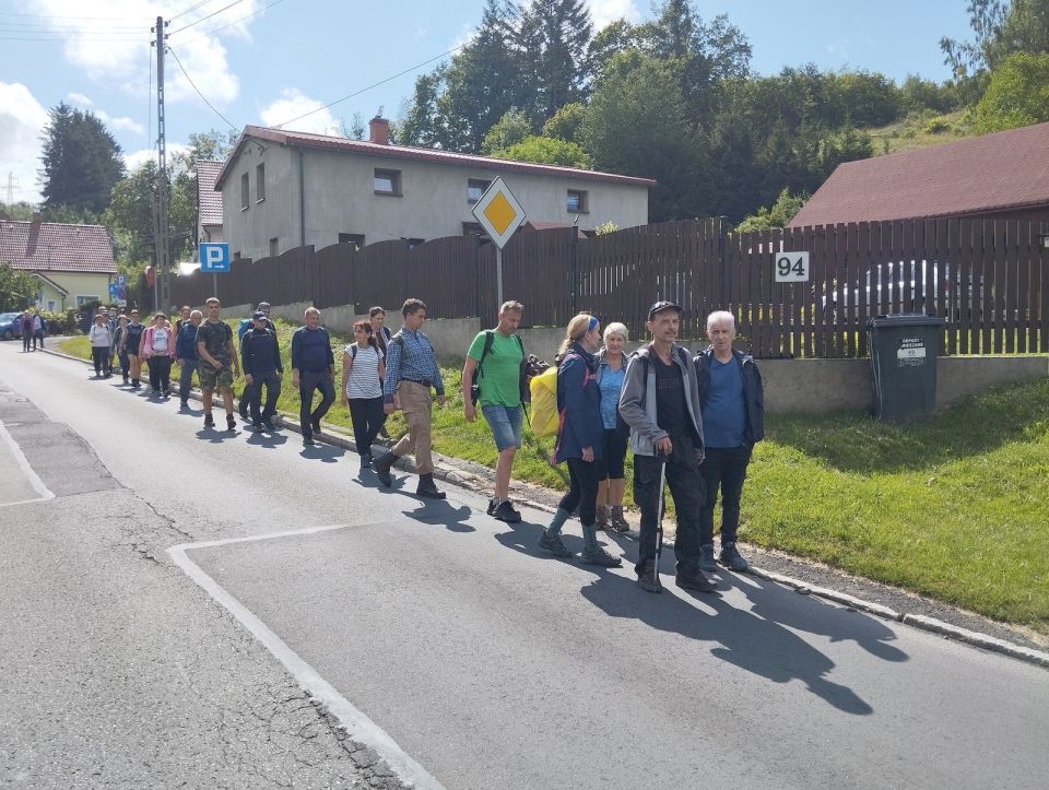 Wycieczka po Górach Wałbrzyskich s002 - PTTK Strzelin