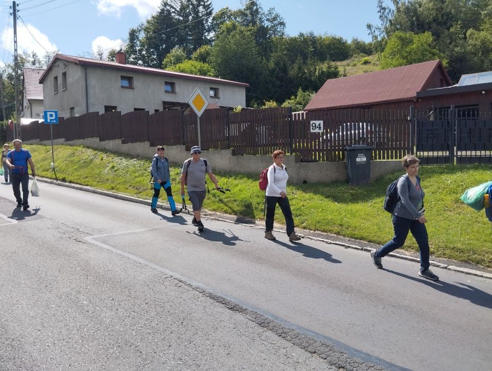 Wycieczka po Górach Wałbrzyskich s002 - PTTK Strzelin