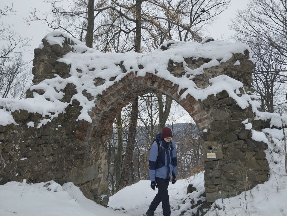 Wycieczka po Górach Wałbrzyskich s002 - PTTK Strzelin