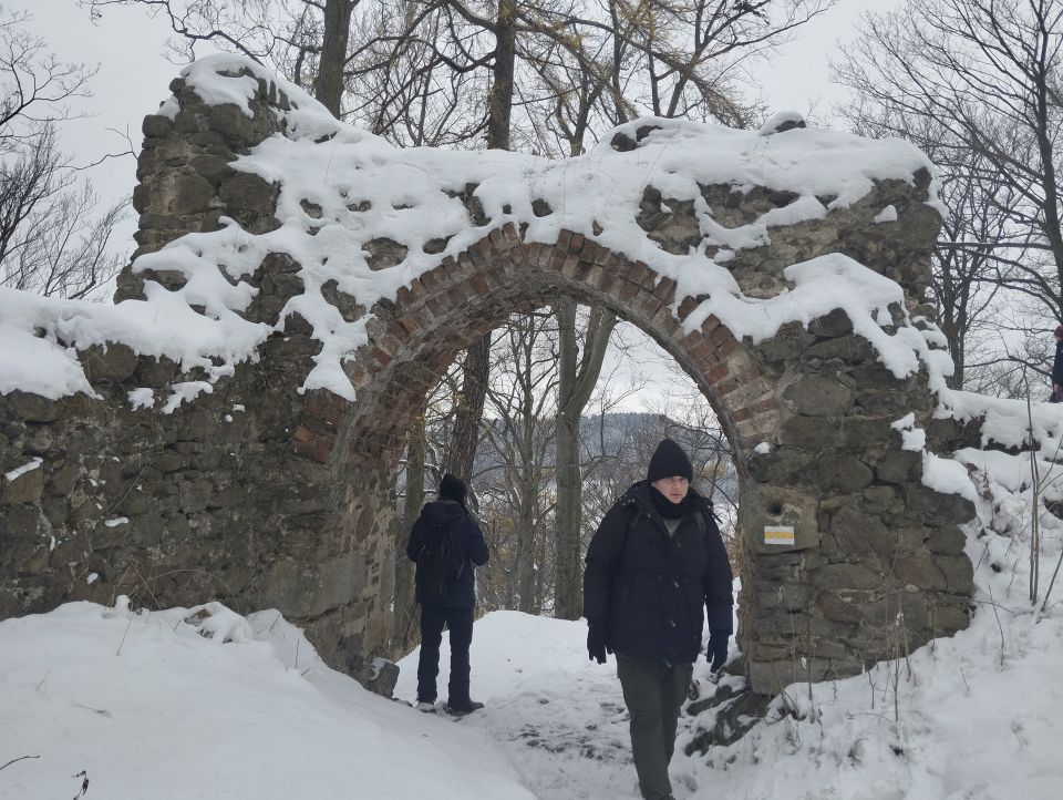 Wycieczka po Górach Wałbrzyskich s002 - PTTK Strzelin